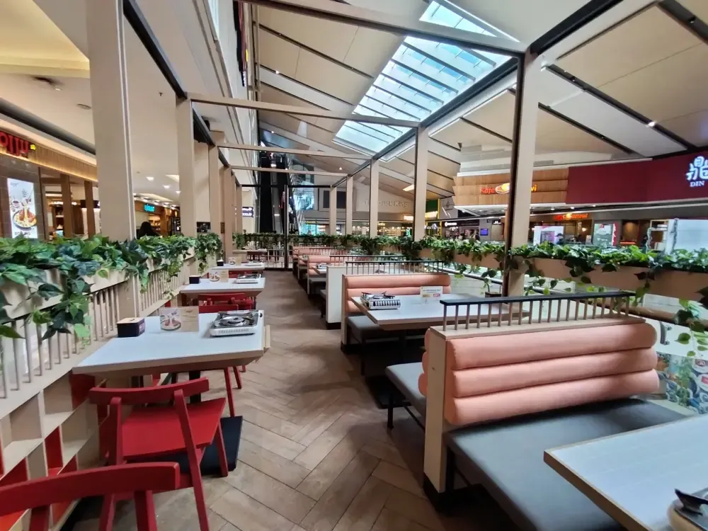 Ojju K-Food - Kota Kasablanka interior photo 4
