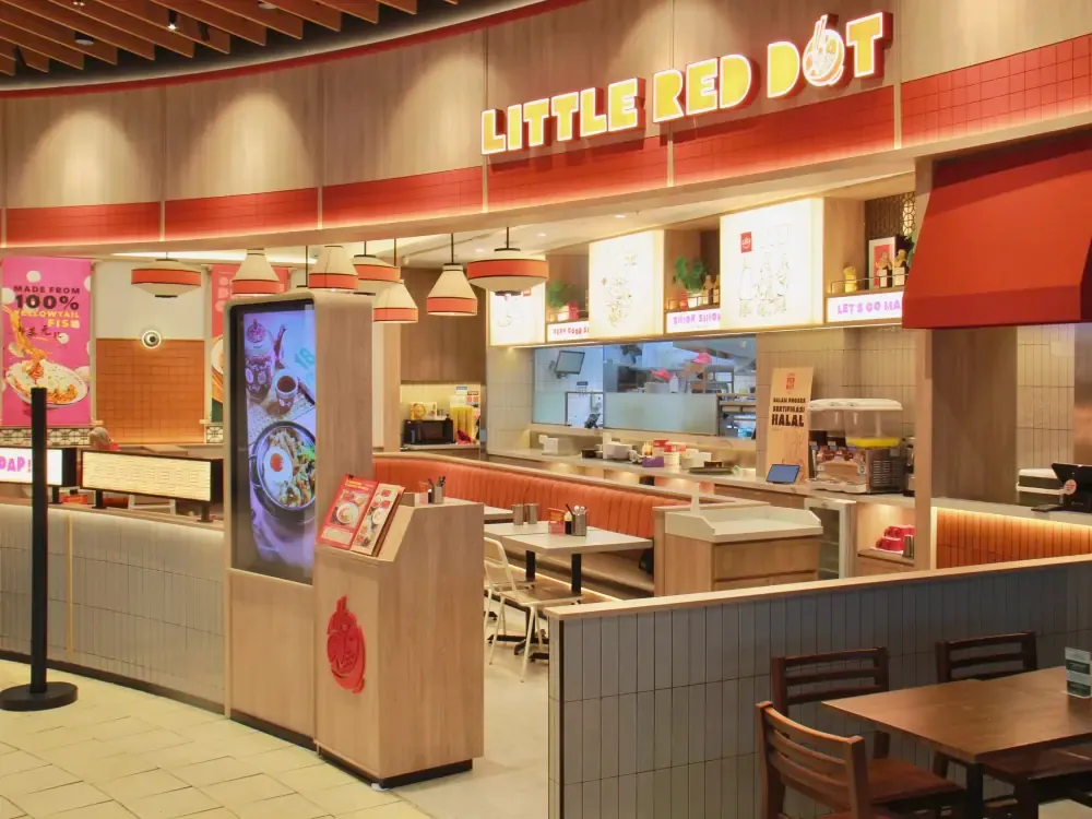 Little Red Dot - AEON Mall Tanjung Barat interior photo 9